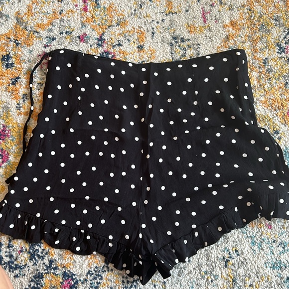 Lefties black and white polka dot skort - Picture 3 of 4